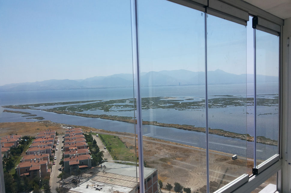 İzmir cam balkon firmaları