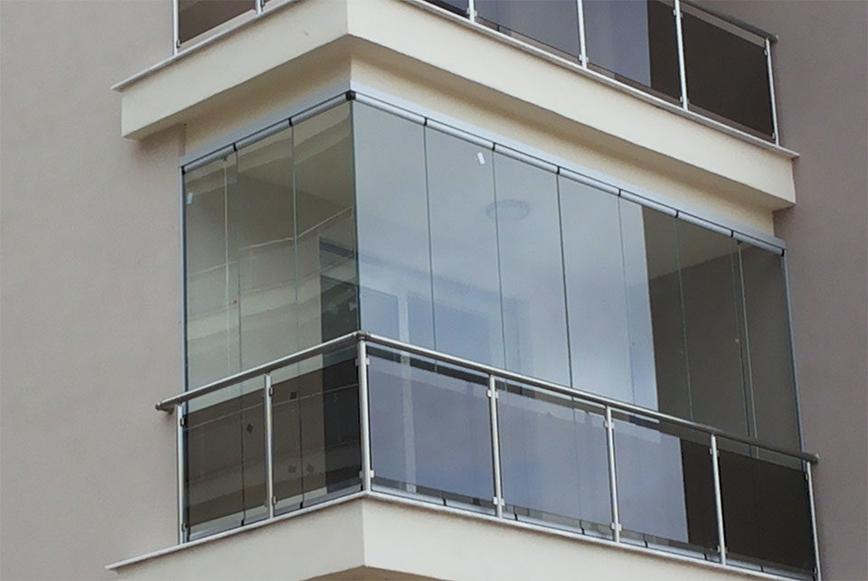 Hareketli cam balkon sistemleri 